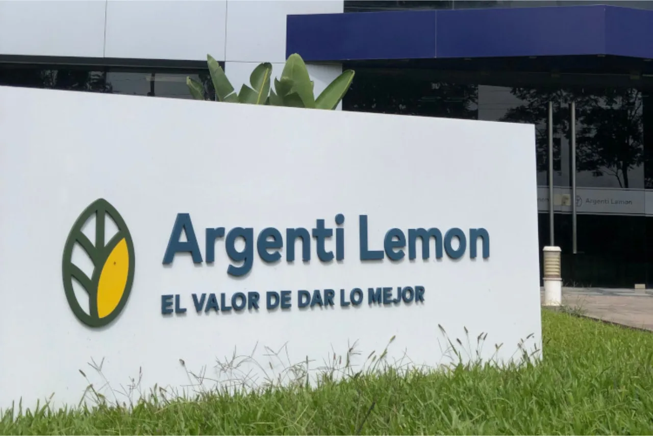 Argenti Lemon sign at the entrance to the company offices.